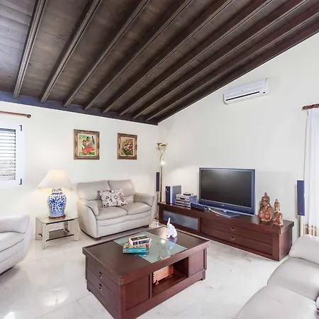 Villa Cervera