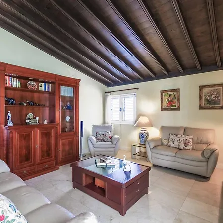 Villa Cervera *