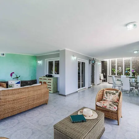 Cervera 푸에르토 델 카르멘