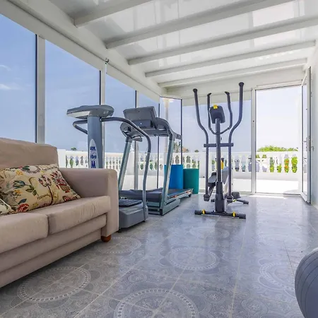 Cervera 푸에르토 델 카르멘