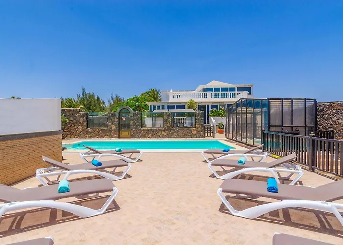 Cervera Puerto del Carmen (Lanzarote)